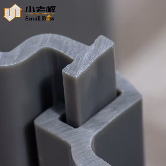 Altura 10m m de la pila de la hierba del césped del césped de la pared del emplazamiento de la obra de la hierba de la cerca